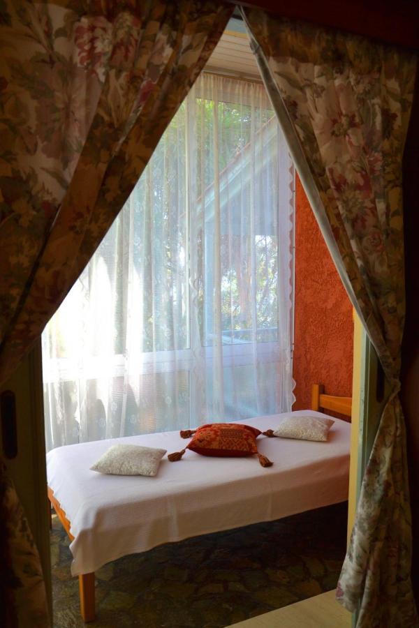 Mihaila Seaside: 2 Bedroom Bungalows Kefalonia スパルティア エクステリア 写真