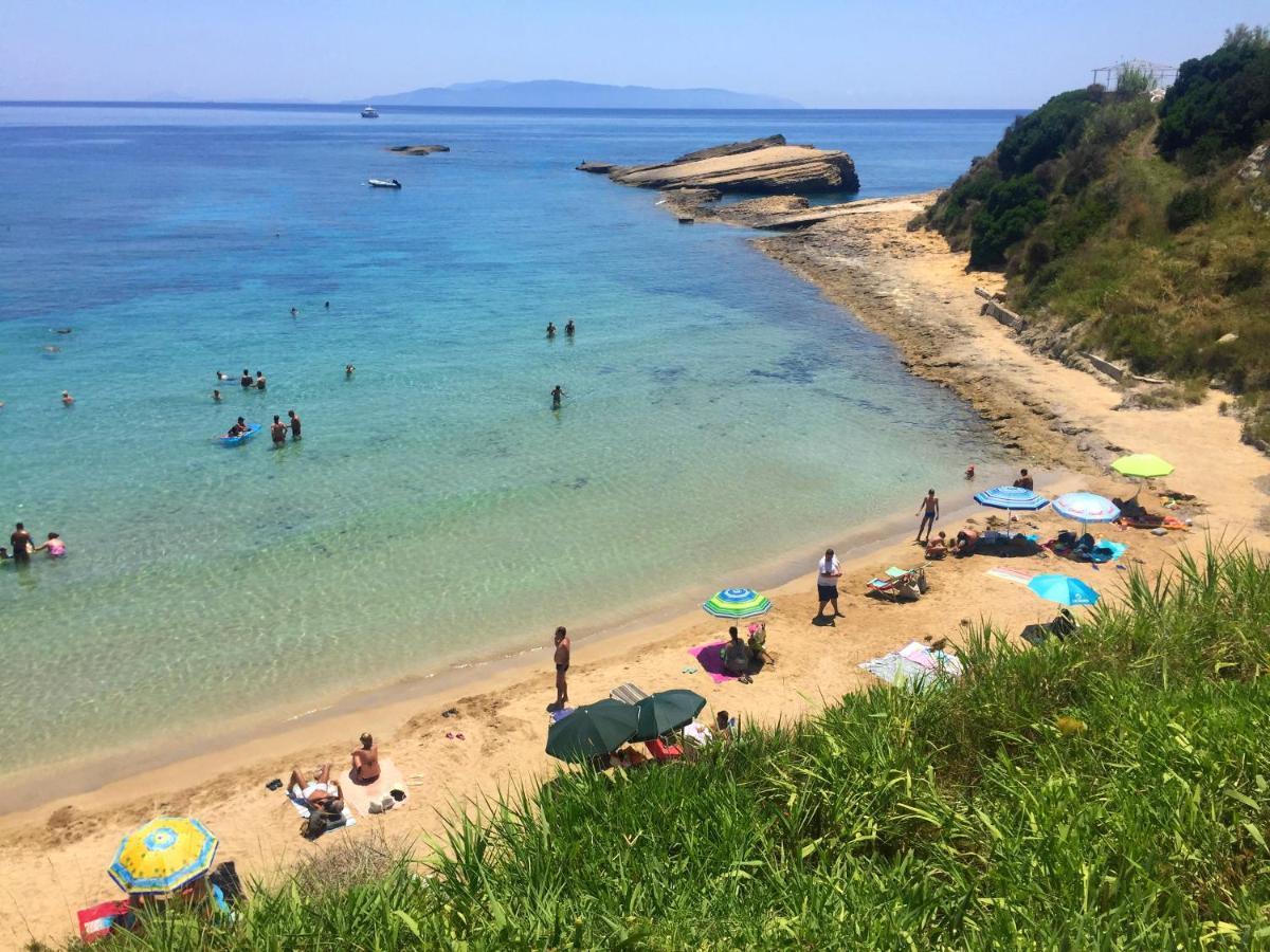 Mihaila Seaside: 2 Bedroom Bungalows Kefalonia スパルティア エクステリア 写真